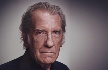 Дэвид Уорнер. 