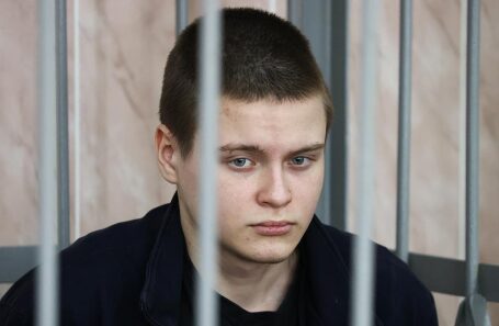Владислав Струженков.