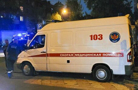 Оперативные службы на месте происшествия.