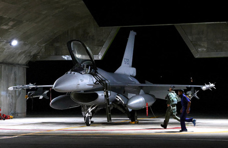 Истребитель F-16 ВВС Тайваня. 