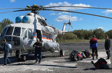 Эвакуация пострадавших на Ключевской сопке.