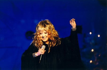 Алла Пугачева.