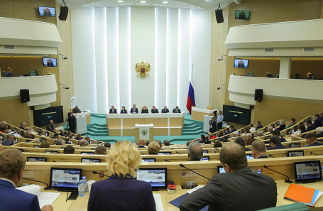 Пленарное заседание Совета Федерации РФ. На заседании рассмотрели проекты федеральных конституционных законов о принятии в состав РФ ДНР, ЛНР, Херсонской и Запорожской областей, а также законопроекты о ратификации соответствующих международных договоров, подписанных 30 сентября.