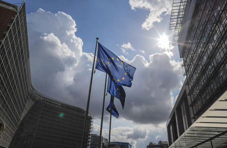 eu flags brussels
