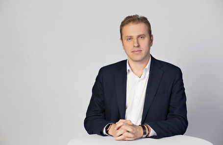 Денис Афанасьев, директор дивизиона b2b-продуктов «Салют Сбербанка».