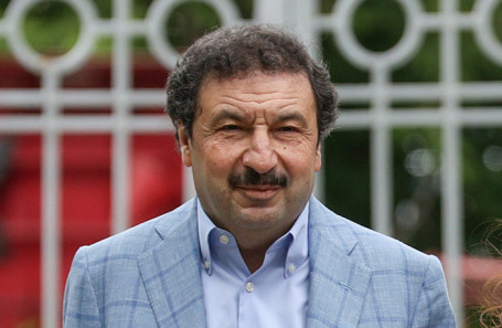 Владимир Мау.