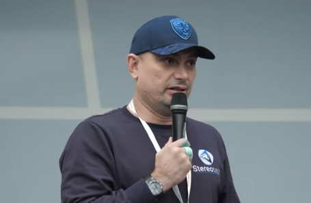 Анатолий Тулаев.