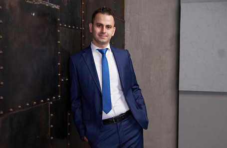 Артур Мурадян.