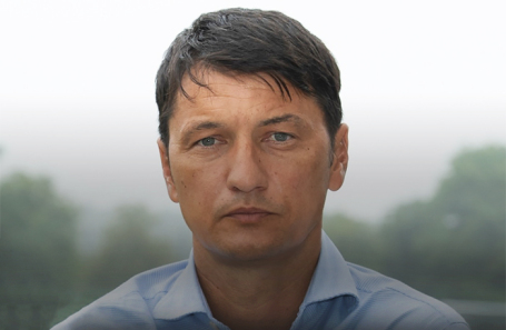 Сербский тренер Владими Ивич.