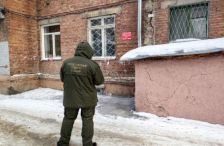 Пострадавшая от экстремальных холодов пятиэтажка.