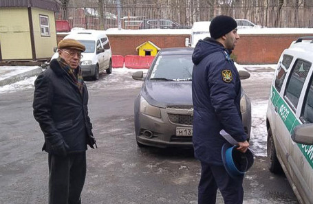 Вадим Крищенко (на фото слева).