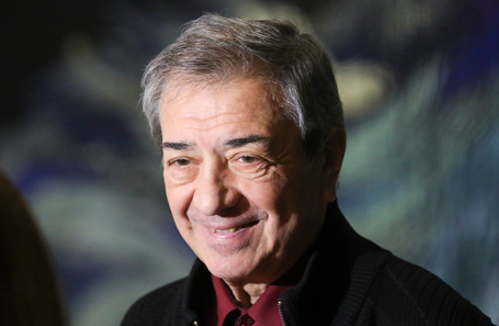 Андрей Петров.