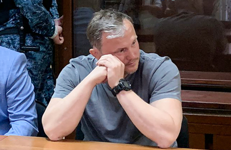 Супруг блогера Елены Блиновской Алексей Блиновский, обвиняемый в пособничестве уклонению от уплаты налогов, в Пресненском суде.