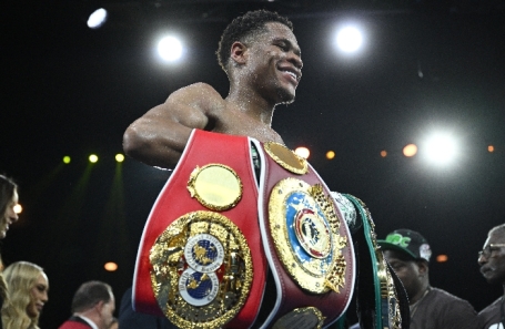 Девин Хейни.