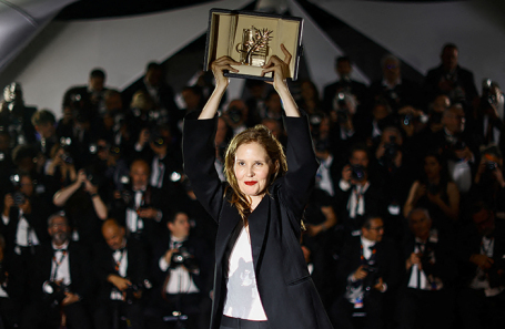 Режиссер Жюстин Трие, обладательница «Золотой пальмовой ветви» за фильм «Анатомия падения».