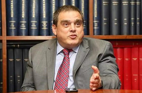 Драгош Виорел Тигау.