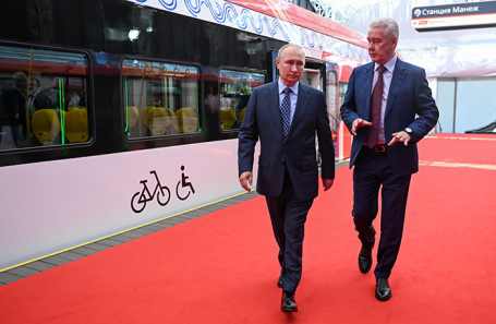 Владимир Путин и Сергей Собянин на церемонии запуска движения третьего Московского центрального диаметра (МЦД-3).