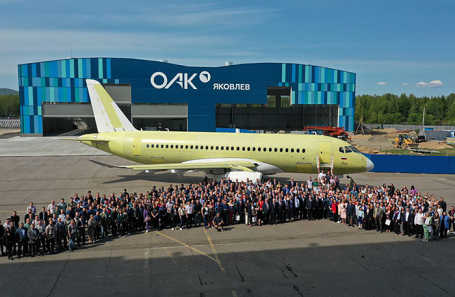 Sukhoi Superjet 100.
