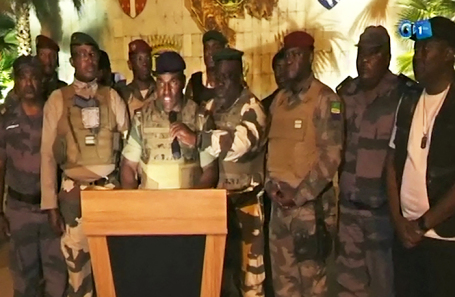 Габонские военные заявили, что захватили власть.