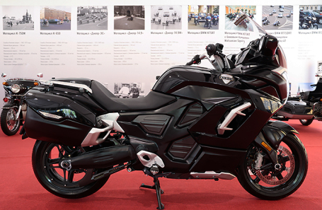 Электромотоцикл Aurus Merlon.