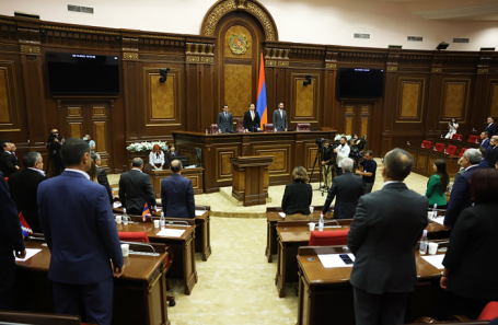 Заседание парламента Армении в Ереване.