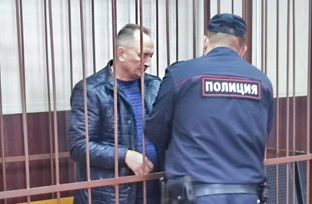 Арнольд Штейнгауэр.