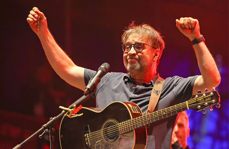 Юрий Шевчук.