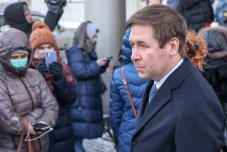 Адвокат Илья Новиков.