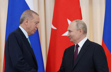 Президент РФ Владимир Путин и президент Турции Реджеп Тайип Эрдоган (слева направо).
