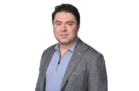 Максим Еременко, вице-президент, директор департамента развития технологий искусственного интеллекта и машинного обучения Сбербанка.