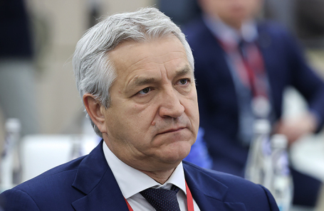 Леонид Огуль: комитет Госдумы по охране здоровья не обсуждал запрет абортов в частных клиниках