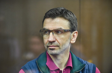 Михаил Абызов.
