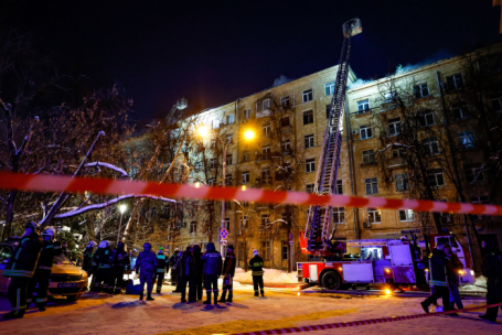 В Москве на улице Черняховского произошел крупный пожар в жилом доме