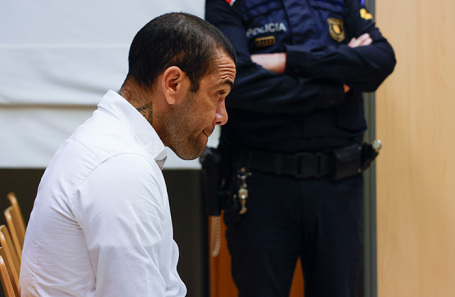 Дани Алвес.