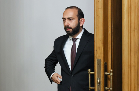 Глава МИД Армении Арарат Мирзоян.