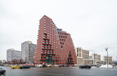 RED7 у Красных ворот.