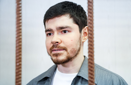 Блогер и бизнес-тренер Аяз Шабутдинов, обвиняемый в мошенничестве в особо крупном размере.