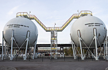 Производство аммиака, азотных и сложных минеральных удобрений.