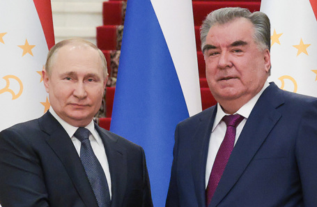 Владимир Путин и Эмомали Рахмон. Архив.