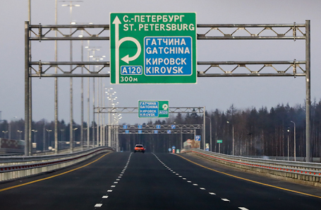 Автомобильная трасса М-11 Москва — Санкт-Петербург.