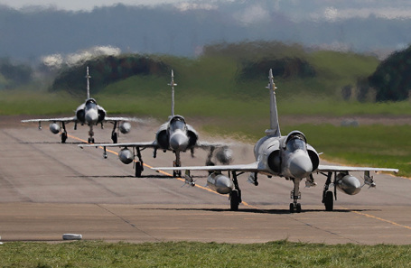 Истребители Mirage 2000-5.