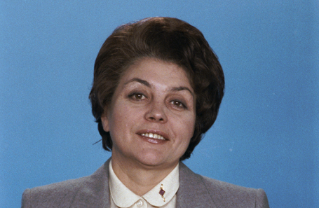 Заслуженная артистка РСФСР, диктор Центрального телевидения Гостелерадио СССР Аза Владимировна Лихитченко.