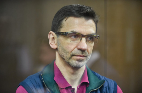 Михаил Абызов.