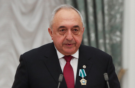  Ренат Акчурин.