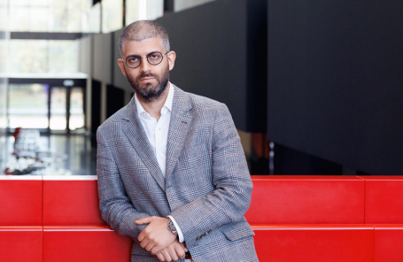 Директор по корпоративному развитию и рынкам капитала HeadHunter Арман Арутюнян.