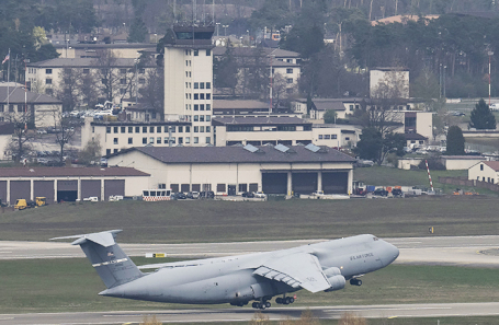 Авиабаза Рамштайн.