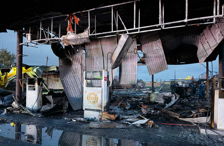 Последствия взрыва цистерны с газом в Грозном.