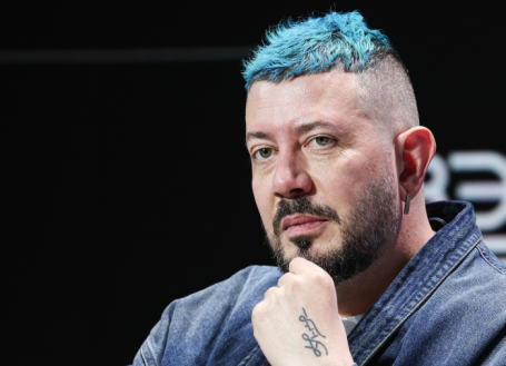 Дизайнер Артемий Лебедев.