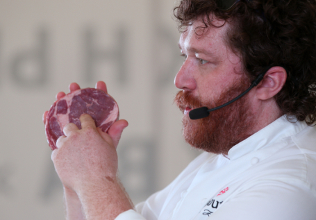 Шеф-повар Алексей Зимин.