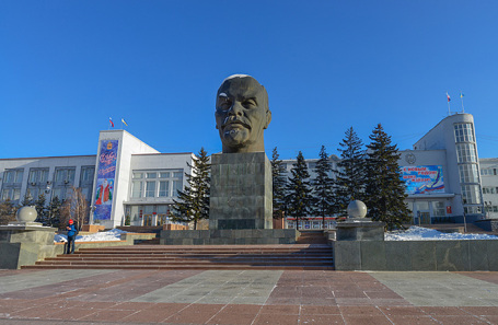 Улан-Удэ. Дом правительства Республики Бурятия.